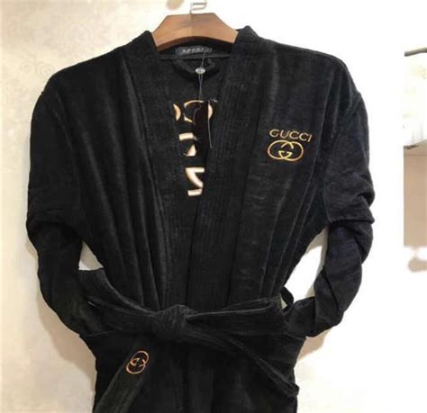 peignoir gucci